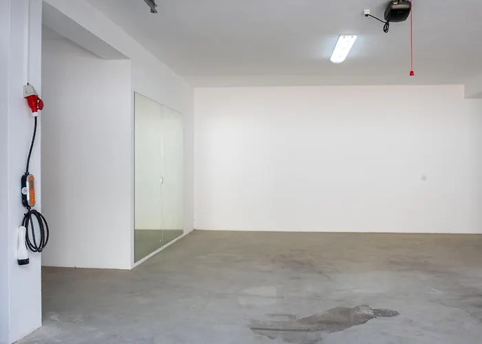 Villa Perogil - Charming Oasis In