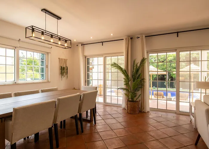 Villa Perogil - Charming Oasis In *