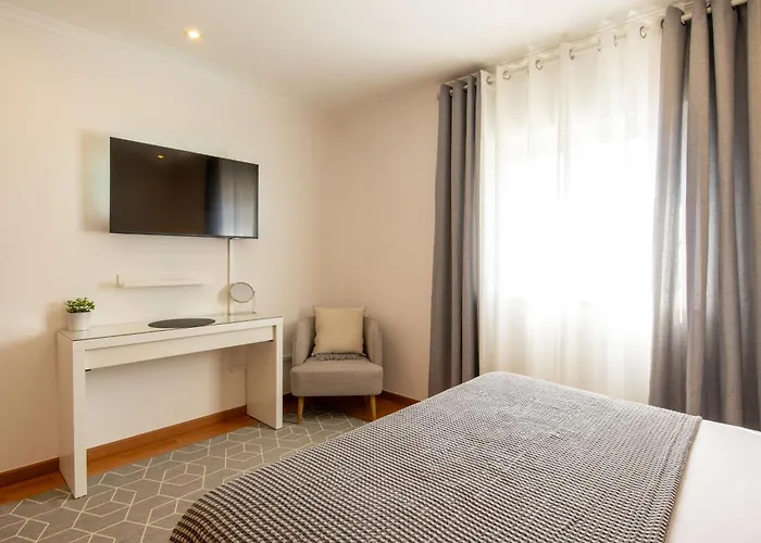 Perogil - Charming Oasis In Villa Tavira