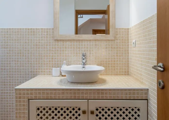 Perogil - Charming Oasis In Villa