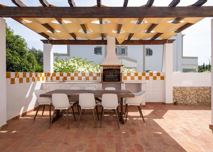 Perogil - Charming Oasis In Villa